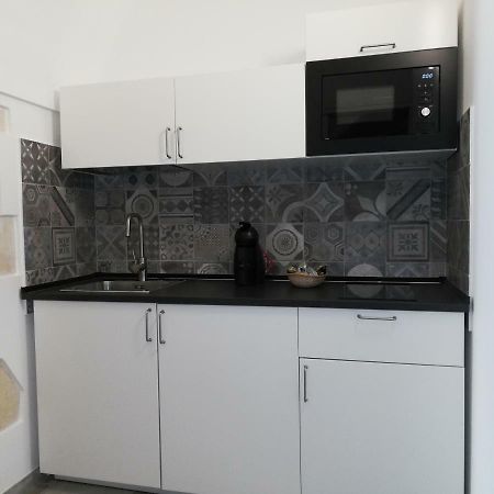 Triskelion Apartment Scicli Bagian luar foto