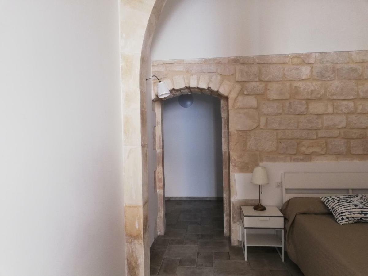 Triskelion Apartment Scicli Bagian luar foto