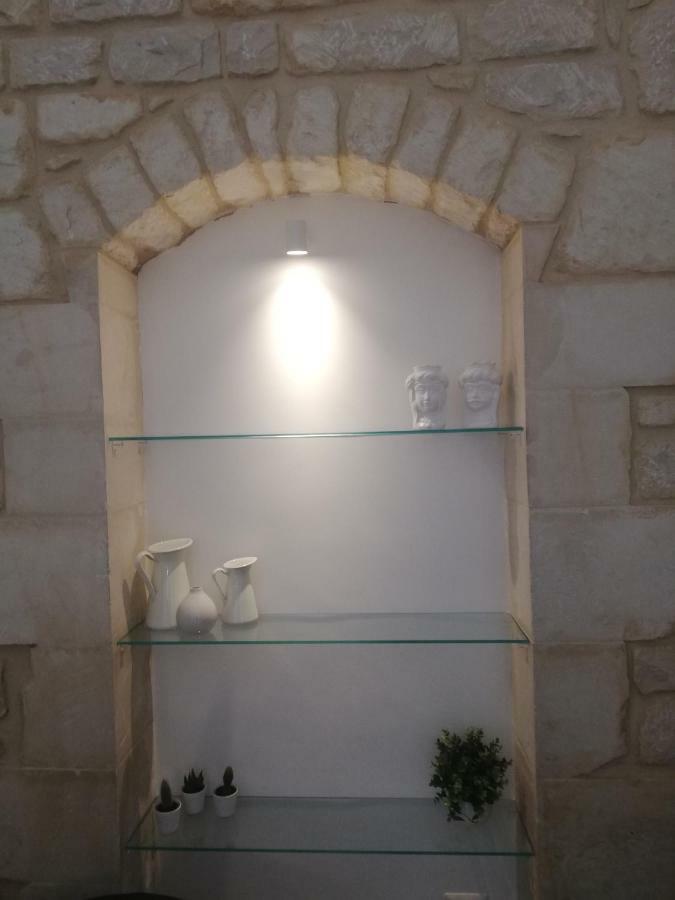 Triskelion Apartment Scicli Bagian luar foto